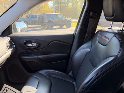 2020 Jeep Cherokee Trailhawk