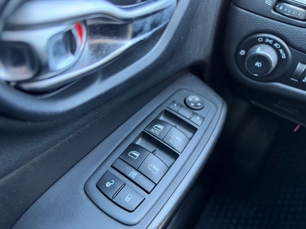 2020 Jeep Cherokee Trailhawk