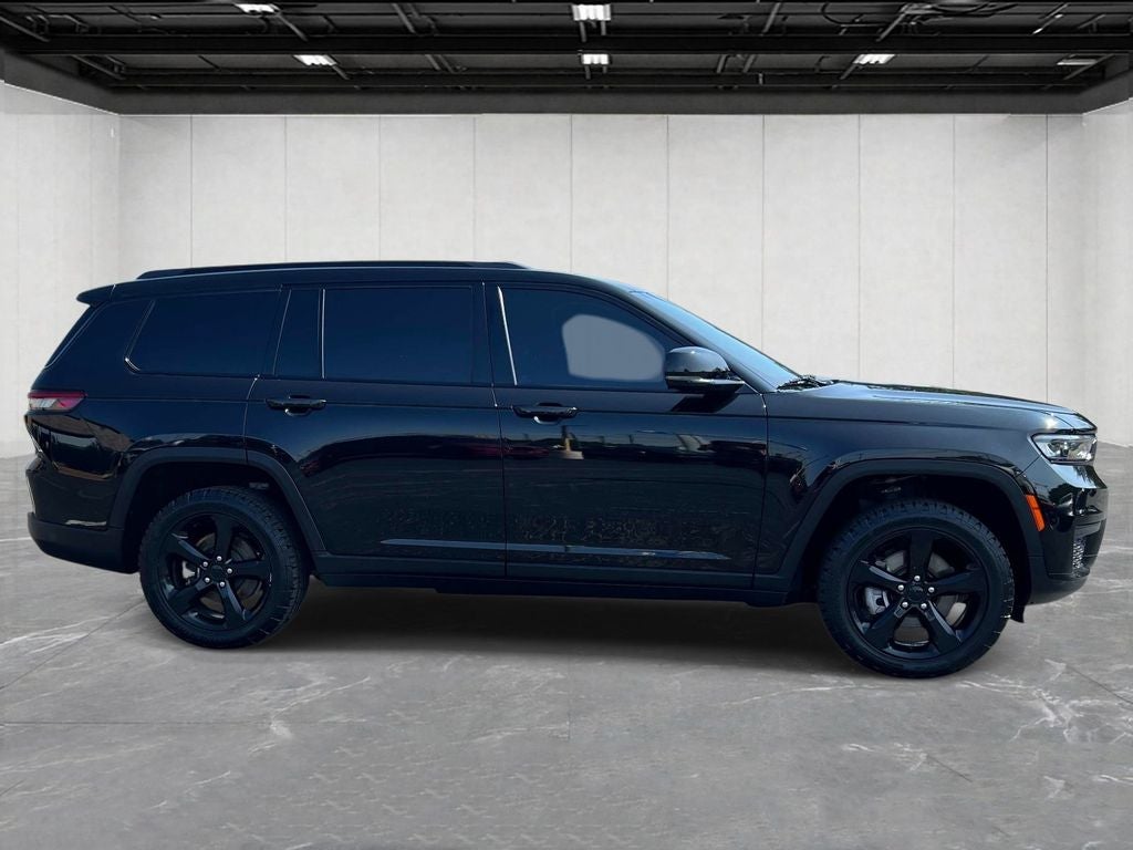 2022 Jeep Grand Cherokee L Altitude