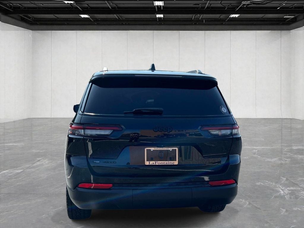 2022 Jeep Grand Cherokee L Altitude
