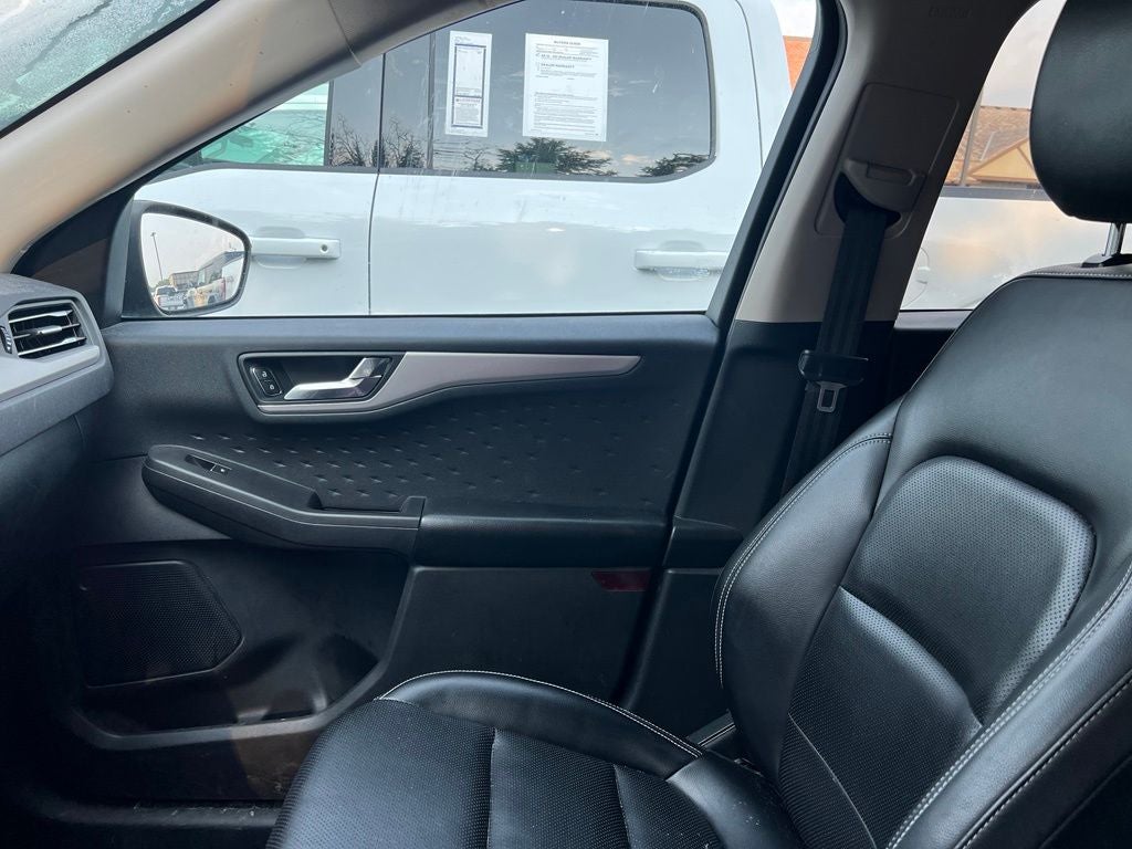2020 Ford Escape SEL