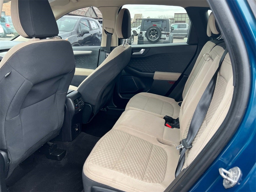 2020 Ford Escape SE