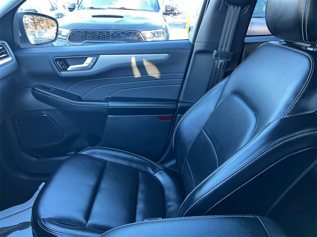 2024 Ford Escape Platinum