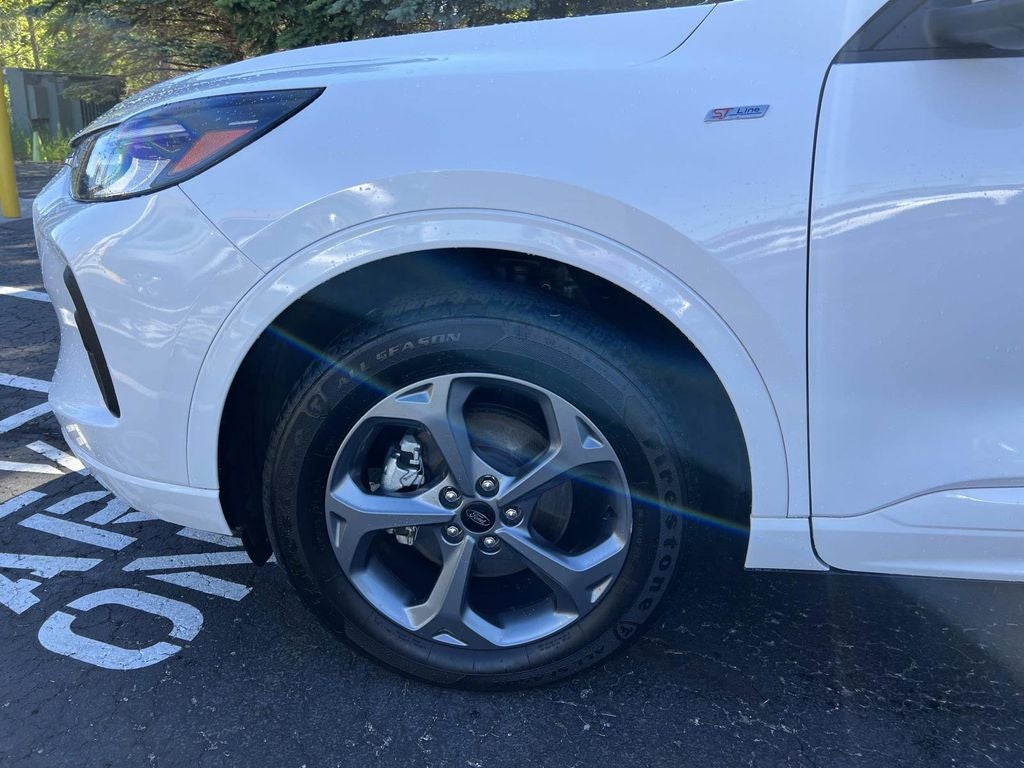 2024 Ford Escape Hybrid ST-Line Select