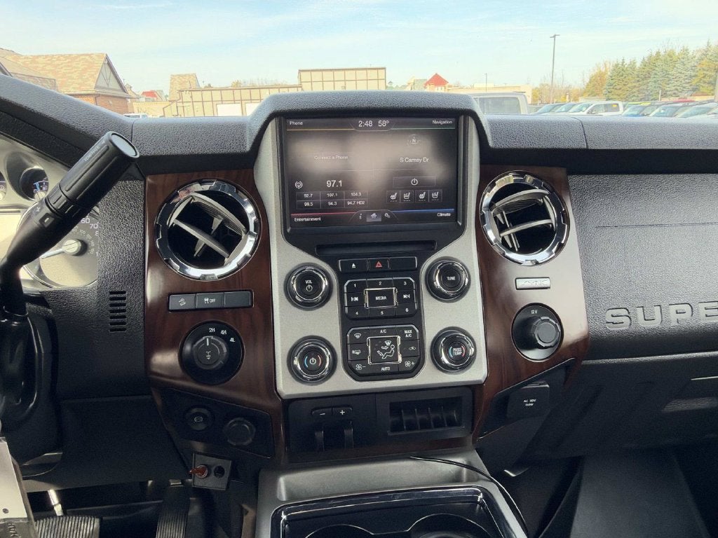2016 Ford F-350SD Lariat