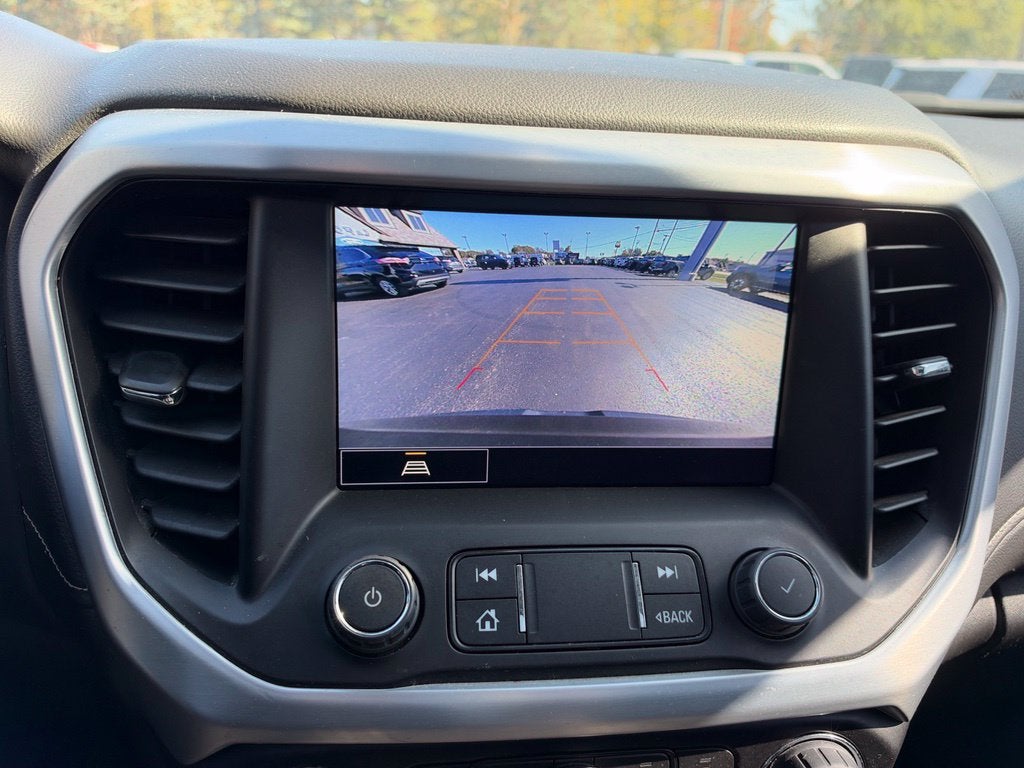 2023 GMC Acadia SLT