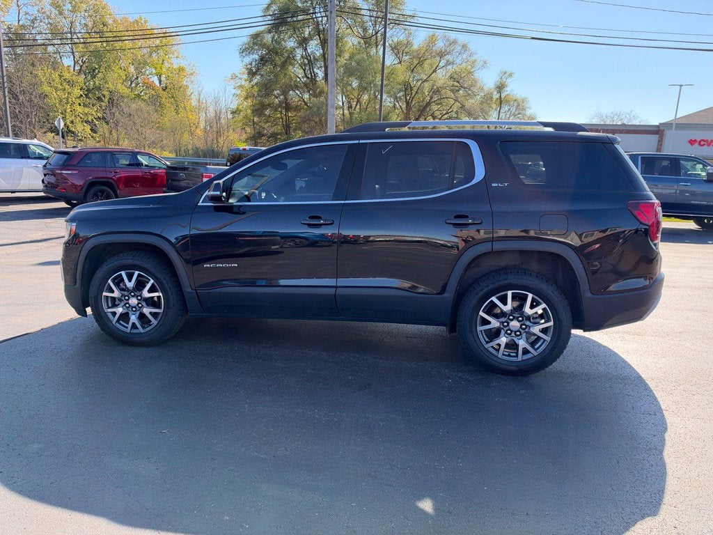 2023 GMC Acadia SLT