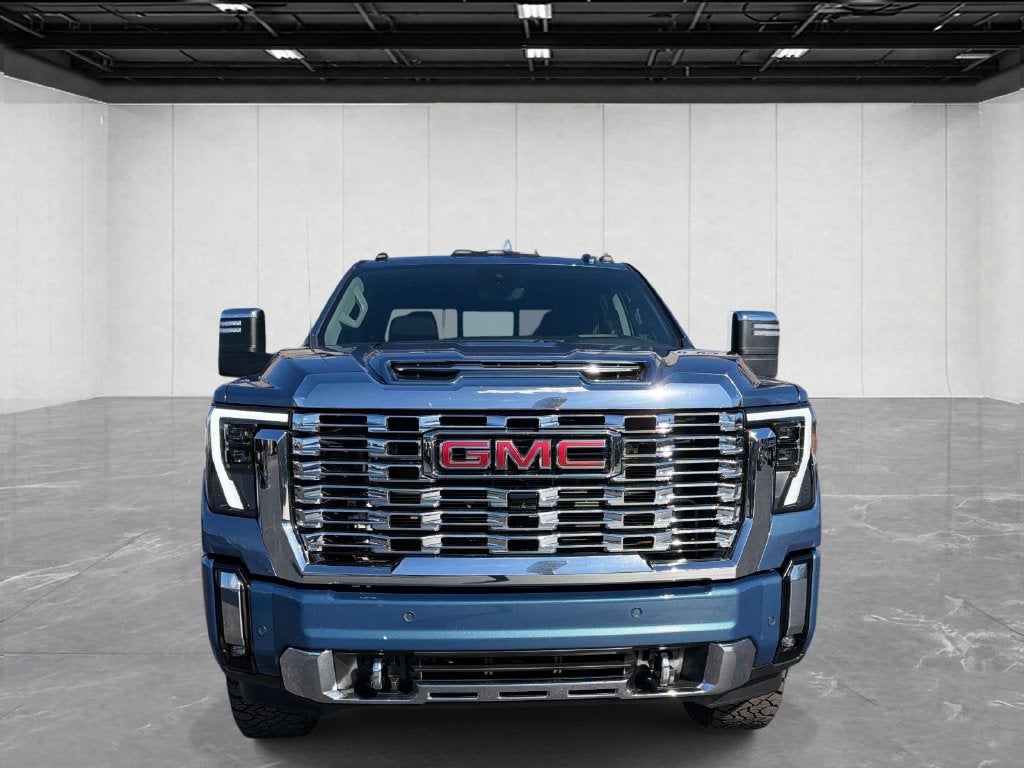 2025 GMC Sierra 2500HD Denali