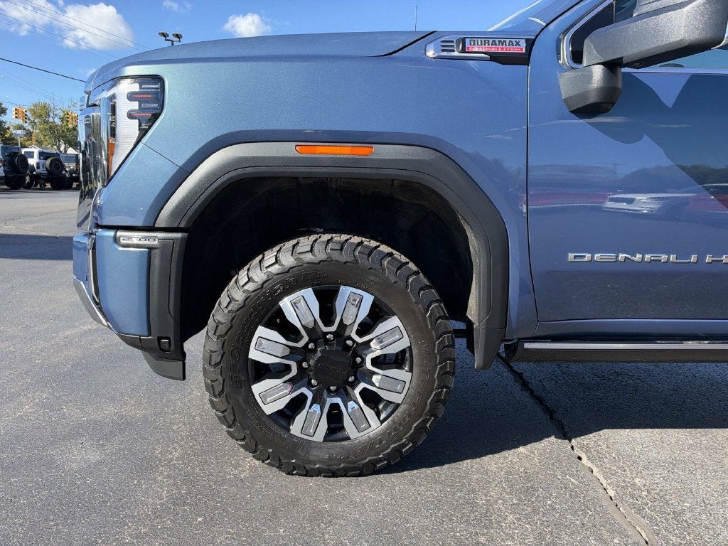 2025 GMC Sierra 2500HD Denali