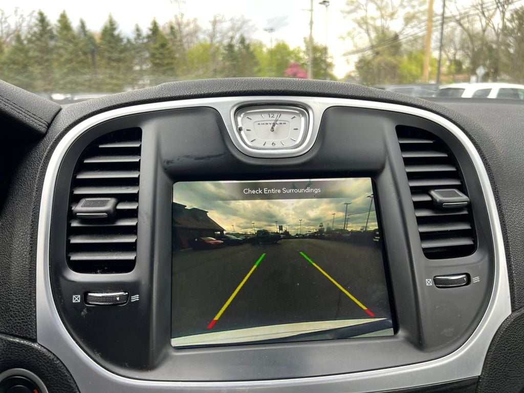 2022 Chrysler 300 Touring