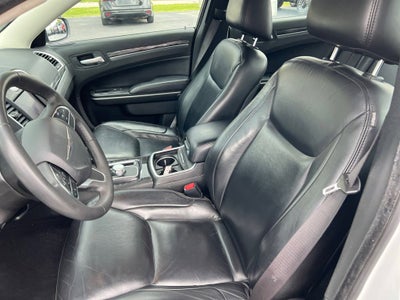2022 Chrysler 300 Touring