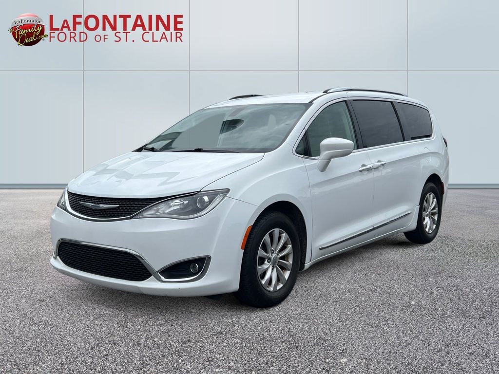 2019 Chrysler Pacifica Touring L