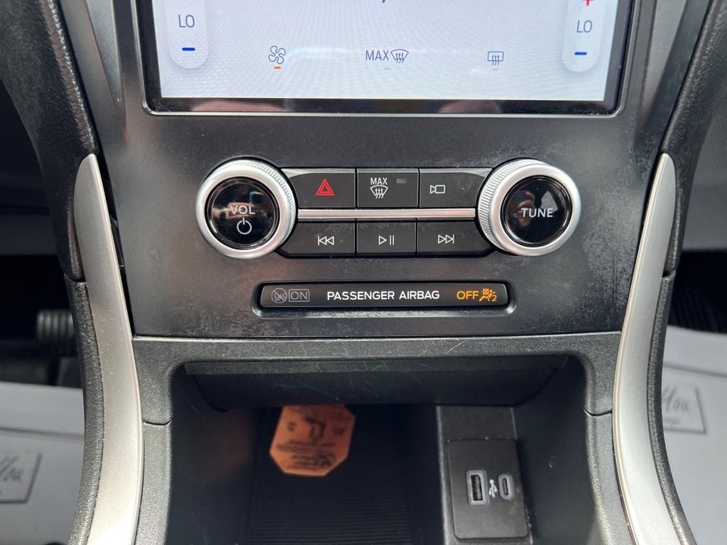 2022 Ford Edge SE