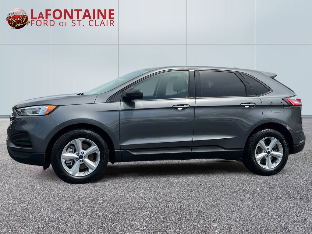 2022 Ford Edge SE