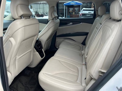 2019 Lincoln Nautilus Select