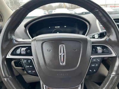 2019 Lincoln Nautilus Select