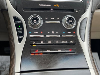 2019 Lincoln Nautilus Select