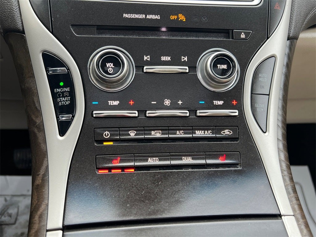 2019 Lincoln Nautilus Select