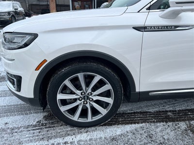2019 Lincoln Nautilus Select