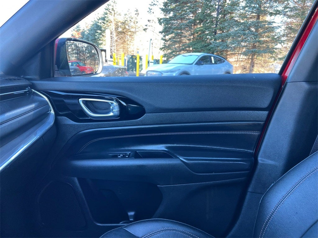 2023 Jeep Compass (Red) Edition