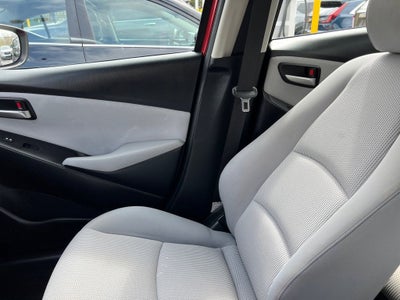 2019 Toyota Yaris LE