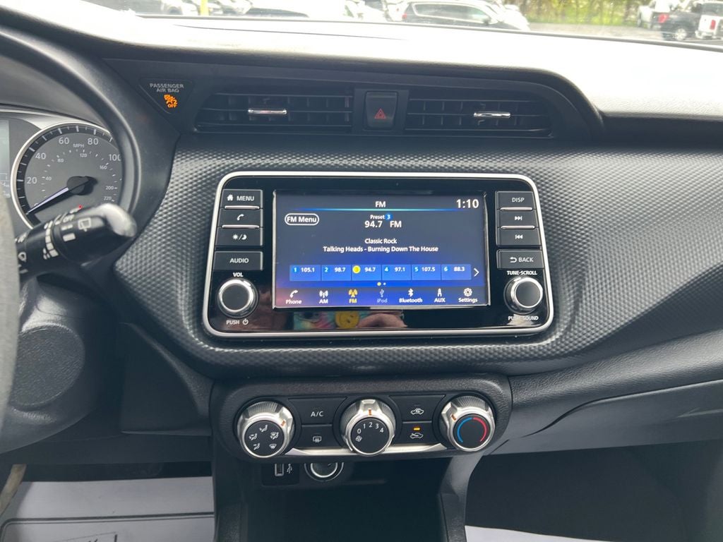 2023 Nissan Kicks S