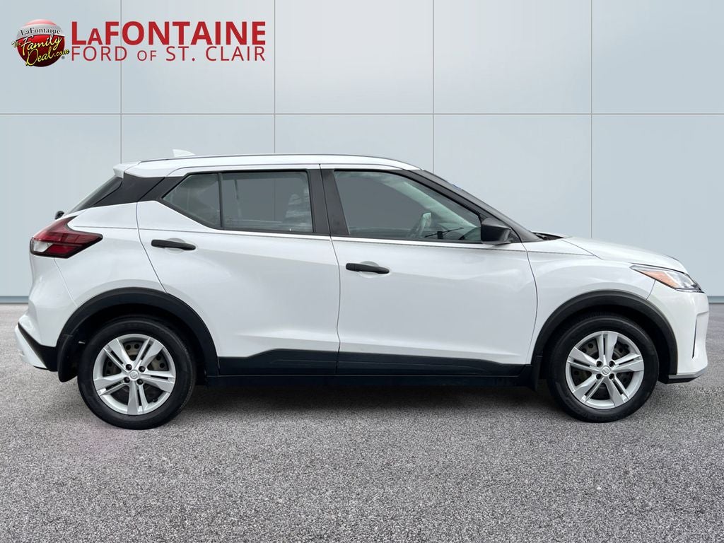 2023 Nissan Kicks S