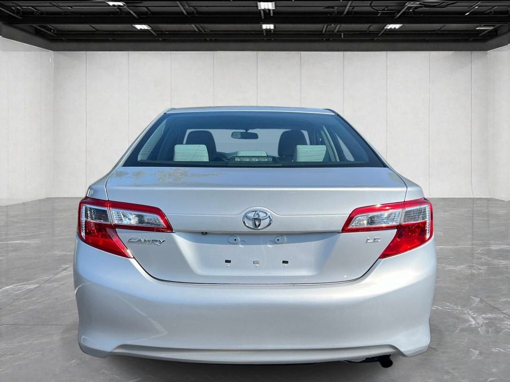 2014 Toyota Camry LE 2014.5