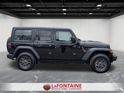 2025 Jeep Wrangler 4-Door Summit 4x4