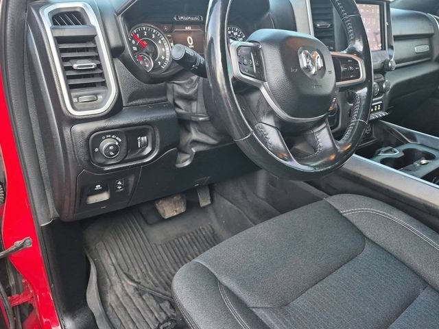 2020 RAM 1500 Big Horn Crew Cab 4x4 5'7" Box