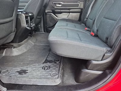 2020 RAM 1500 Big Horn Crew Cab 4x4 5'7" Box