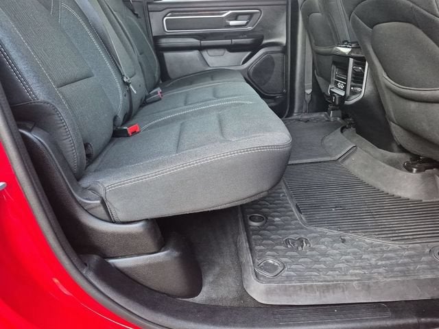 2020 RAM 1500 Big Horn Crew Cab 4x4 5'7" Box