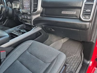 2020 RAM 1500 Big Horn Crew Cab 4x4 5'7" Box