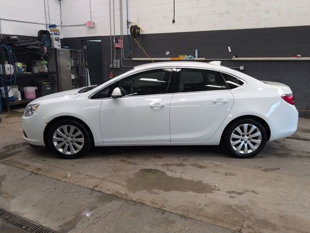 2017 Buick Verano Convenience 1