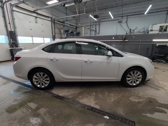 2017 Buick Verano Convenience 1