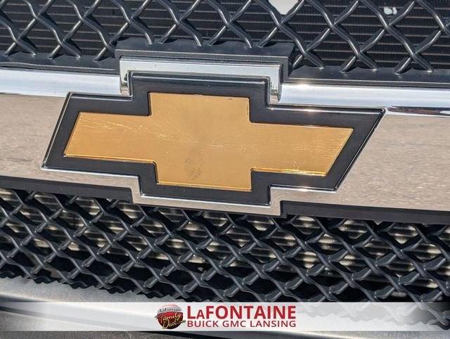 2025 Chevrolet Express Passenger 1LT
