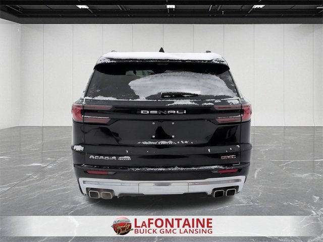 2024 GMC Acadia Denali