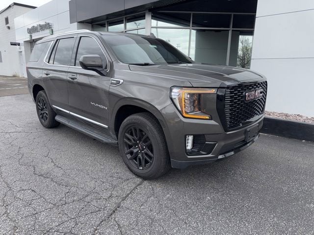 2021 GMC Yukon SLT