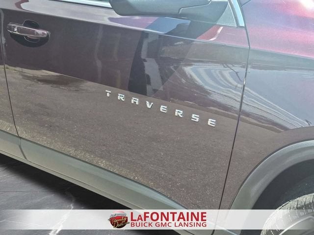 2023 Chevrolet Traverse LT Leather
