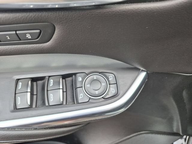 2021 Cadillac XT4 AWD Premium Luxury