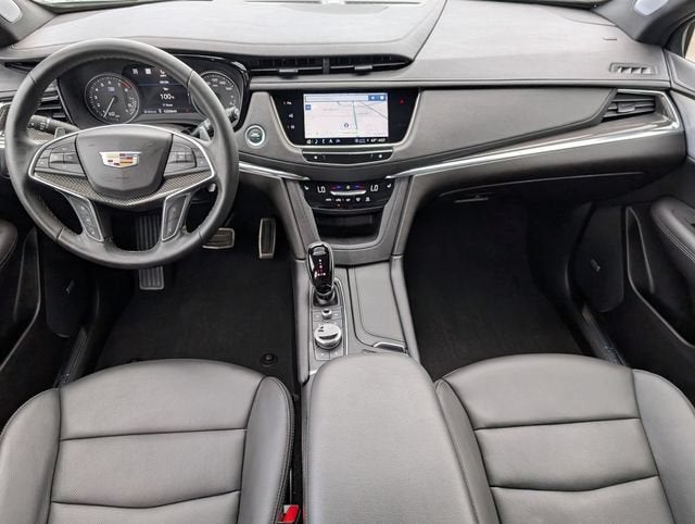 2025 Cadillac XT5 Sport