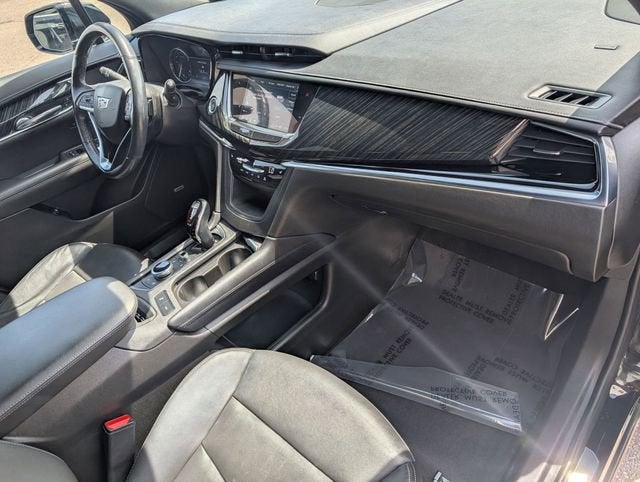 2022 Cadillac XT6 Premium Luxury