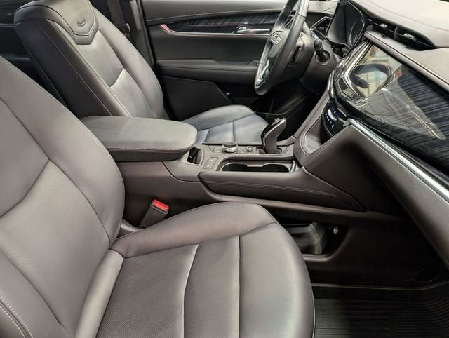 2022 Cadillac XT6 Premium Luxury
