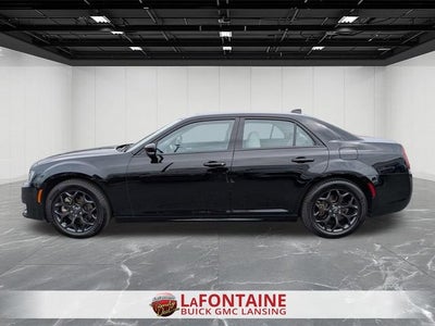 2022 Chrysler 300 Touring L