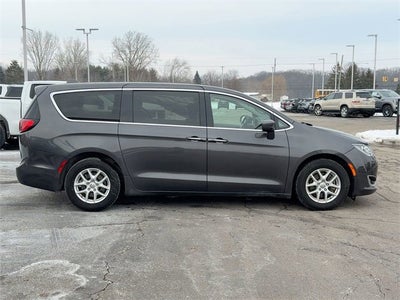 2020 Chrysler Pacifica Touring