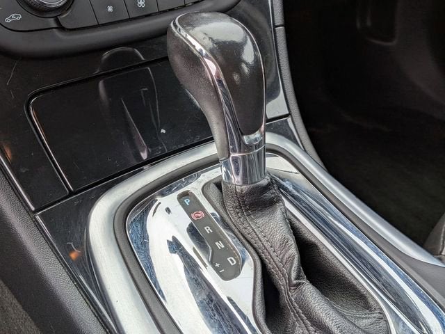 2013 Buick Regal Premium 1