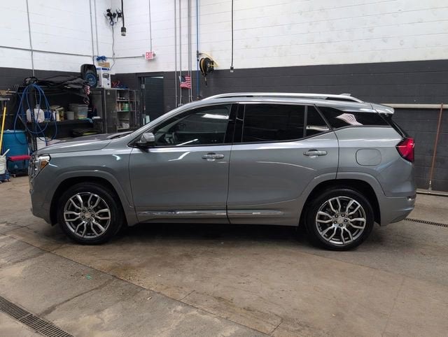 2023 GMC Terrain Denali