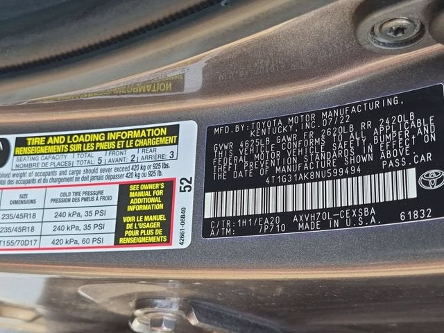 2022 Toyota Camry SE Hybrid
