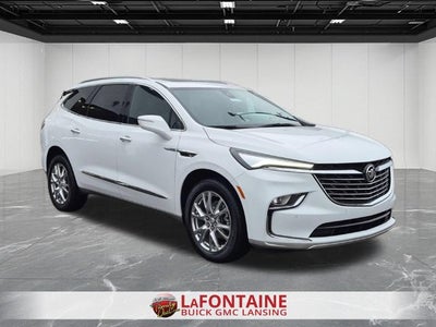 2024 Buick Enclave Essence