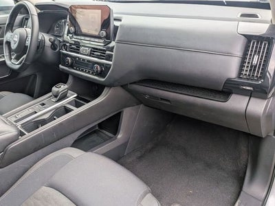 2025 Nissan Pathfinder SV FWD